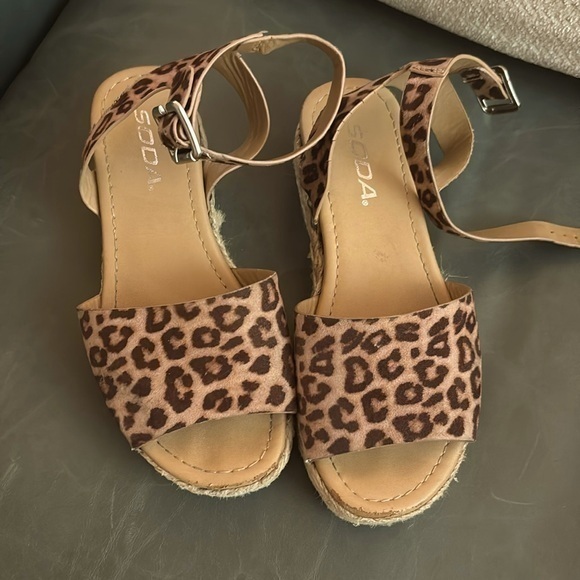 Soda Other - ❤️3 for $15! ❤️ SODA animal print sandals. Oat Cheetah! Size 2, ❤️3 for $15!❤️
